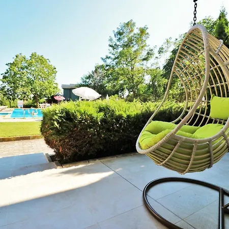 Sea Park & Pool * Varna