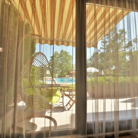 Sea Park & Pool Appartamento