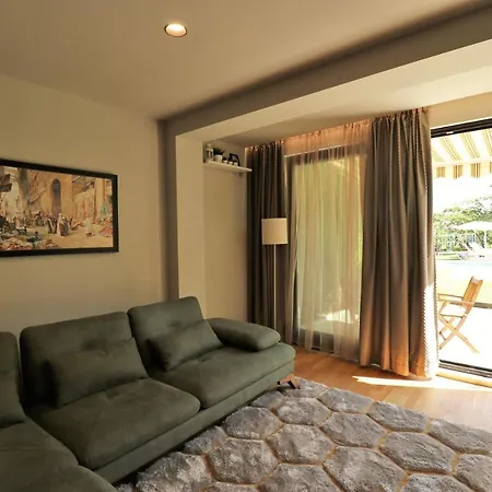 Sea Park & Pool Appartamento